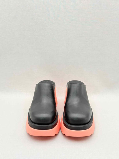 BOTTEGA VENETA Black & Peach Size EU 38.5 Mules