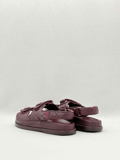 CHANEL Dad Burgundy Quilted Size EU 38.5 Sandals