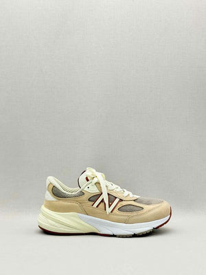 LORO PIANA 990v6 Beige Size EU 39.5 Sneakers