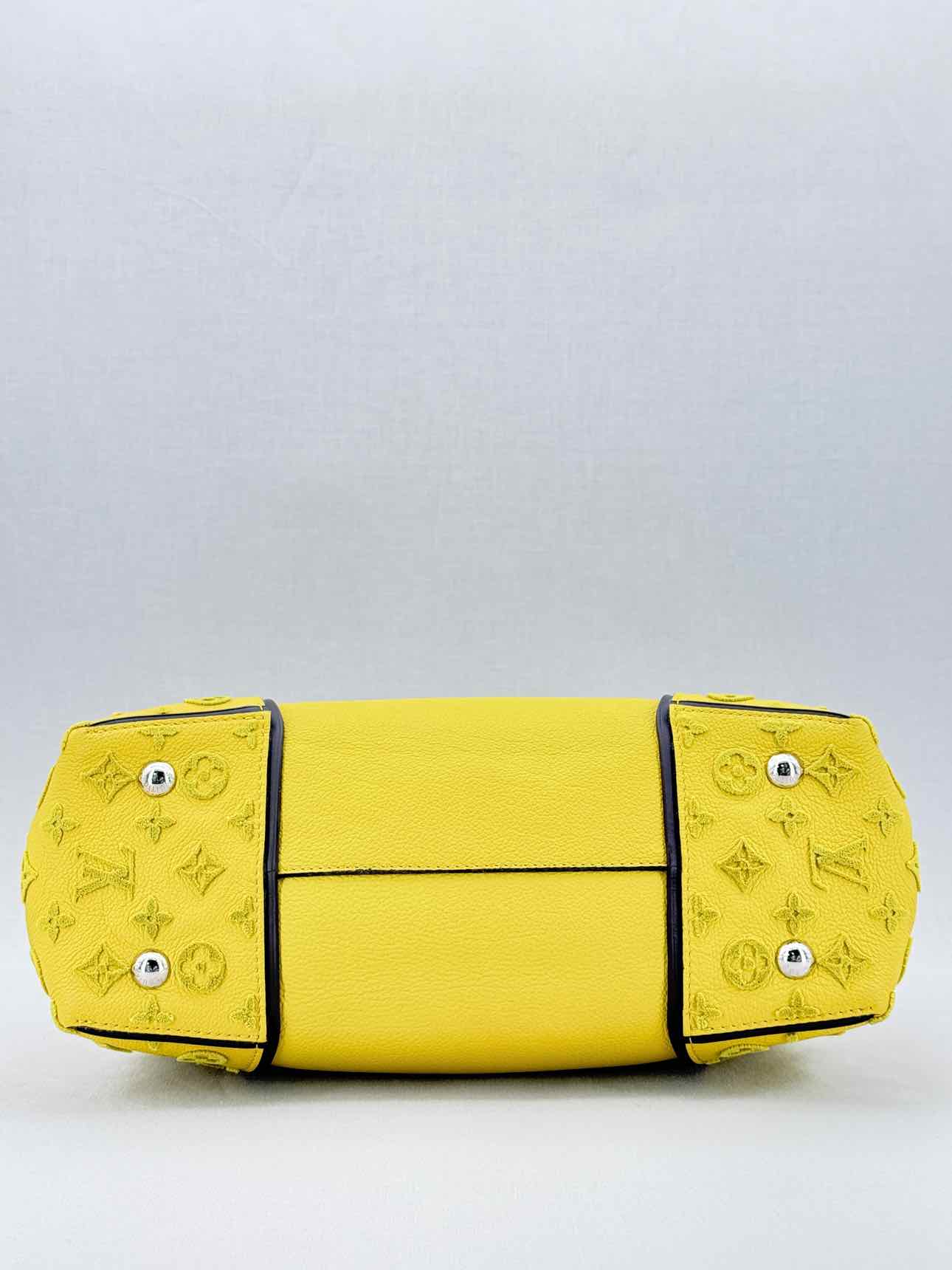 LOUIS VUITTON W Yellow Monogram Tote Bag