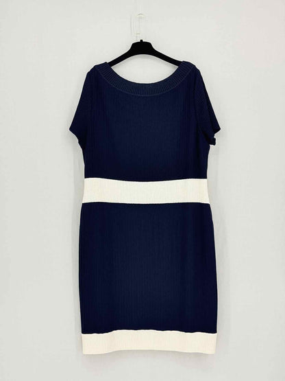 ST. JOHN Size XLarge Knee Length Dress
