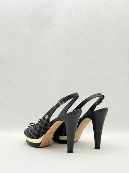 CHANEL Black Checkered Size EU 39 Slingbacks