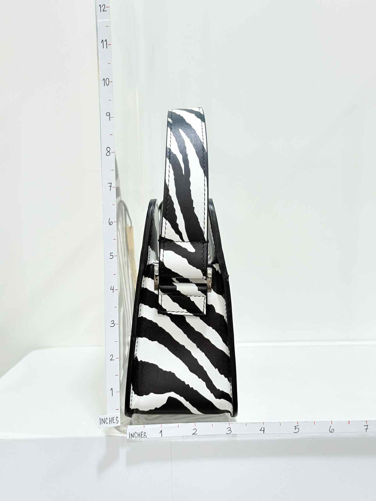 MACH & MACH Large Bow-shaped Black & White Shoulder Bag