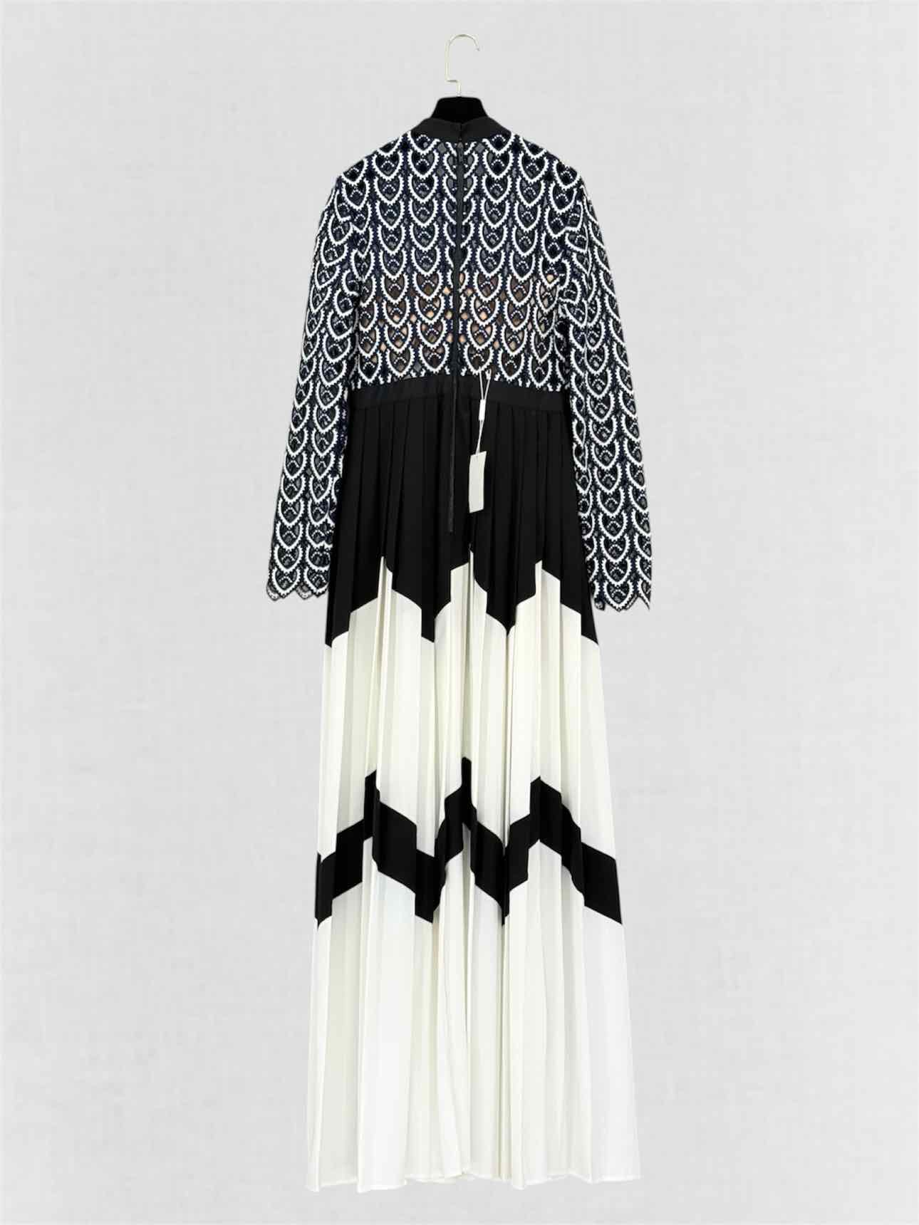 SELF-PORTRAIT Size US 6 Long Dress
