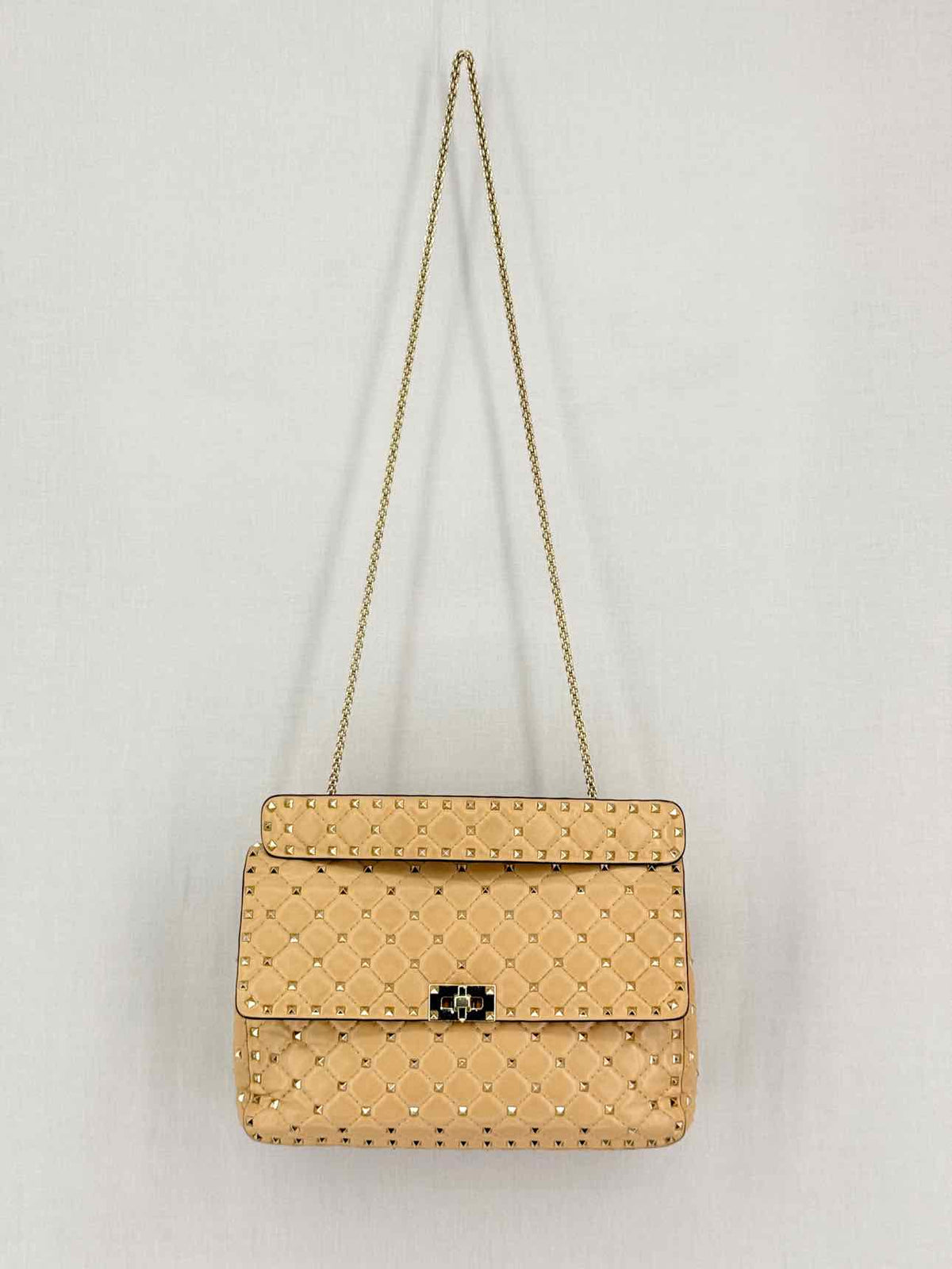 VALENTINO GARAVANI Rockstud Beige Quilted Shoulder Bag
