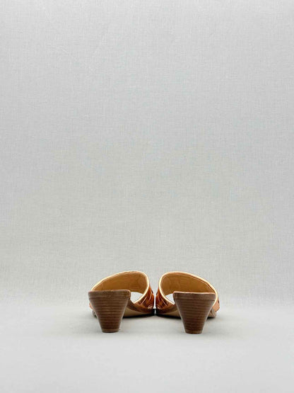 BOTTEGA VENETA Rose Gold Intrecciato Size EU 39.5 Mules