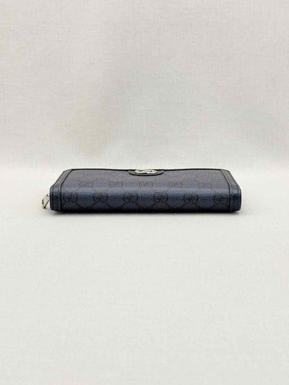 GUCCI Blue & Black GG Supreme Continental Wallet