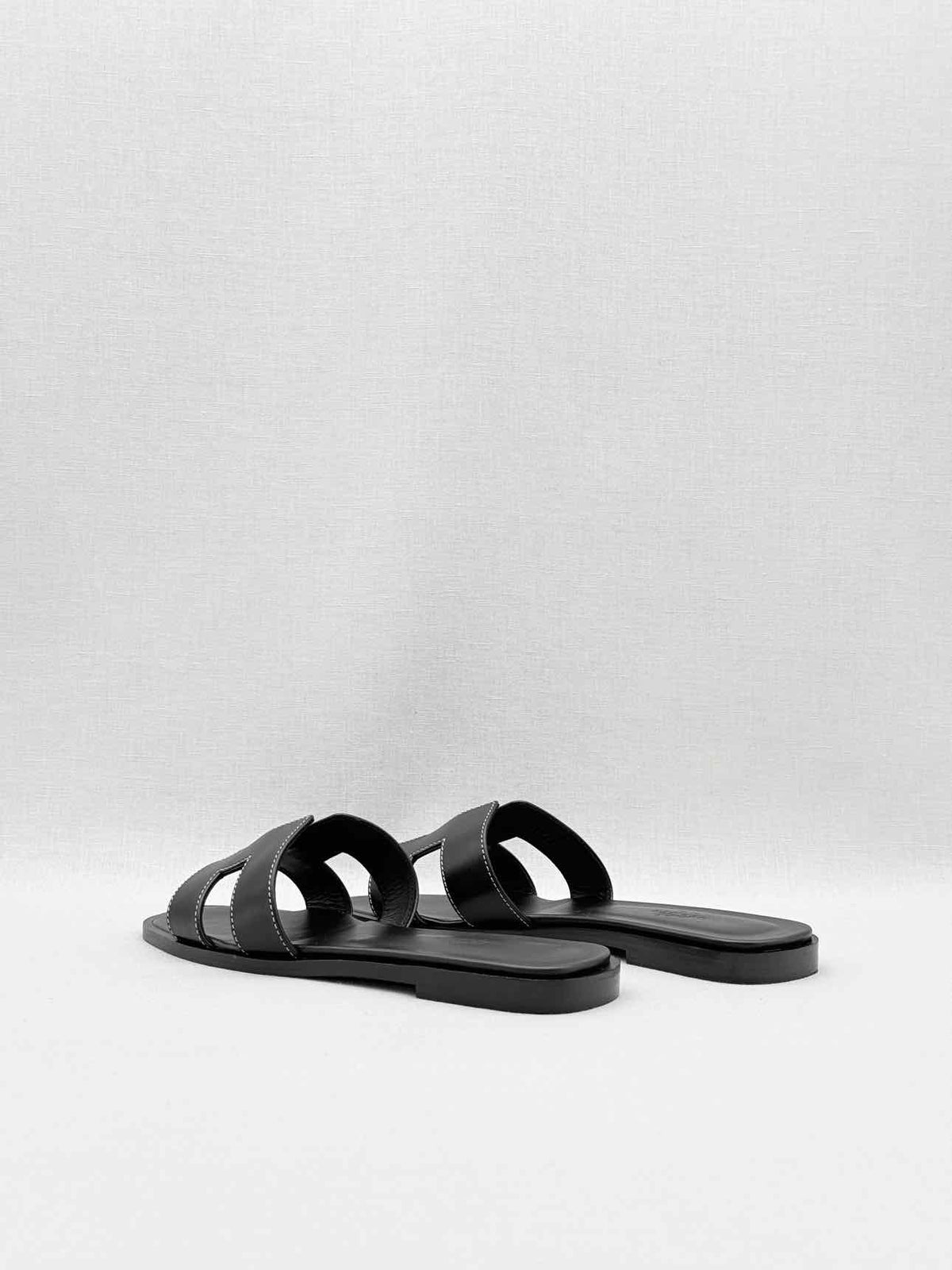 HERMES ORAN Noir Size EU 37 Sandals
