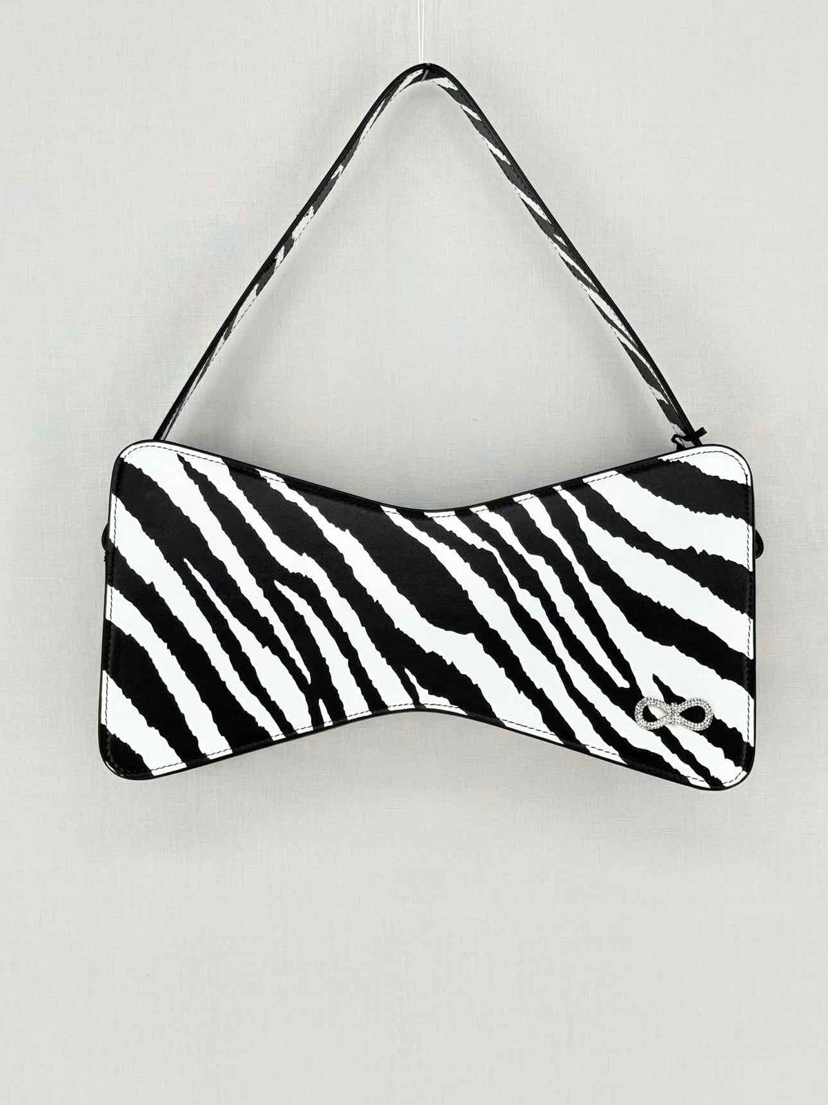 MACH & MACH Large Bow-shaped Black & White Shoulder Bag