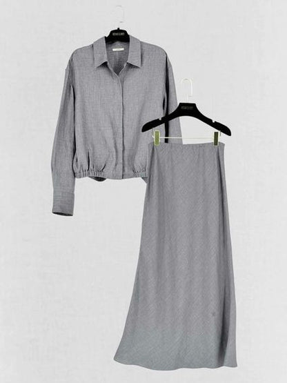 12 STOREEZ Delave Grey Size Small Outfit Set