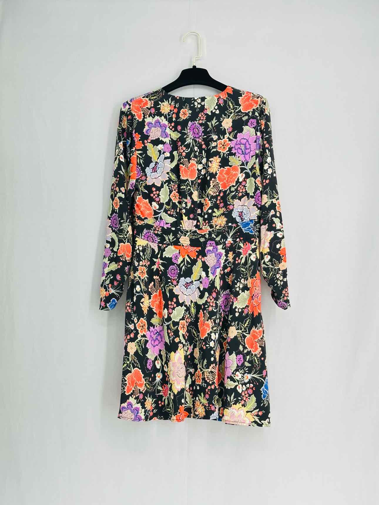 RIXO Plunging V Neck Floral Print Size US 6 Short Dress