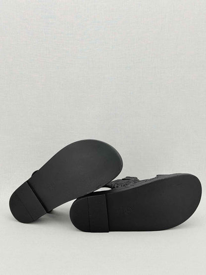 CHANEL Dad Black Quilted Size EU 38.5 Sandals