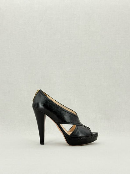 PRADA Black Size EU 38.5 Pumps