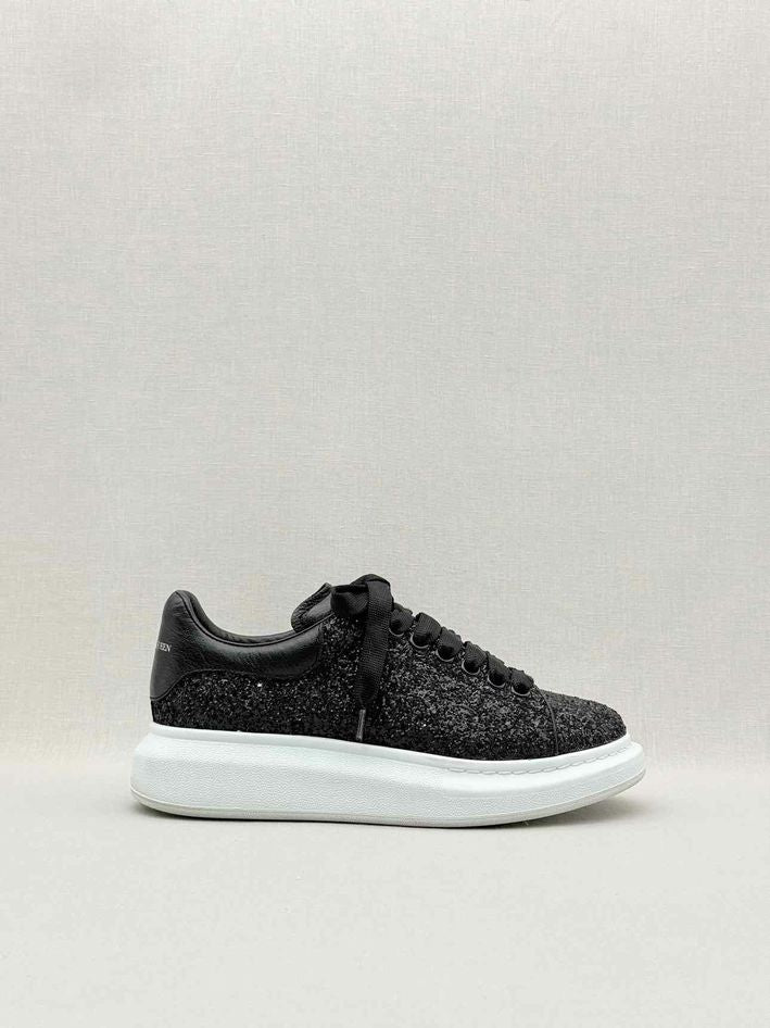 ALEXANDER MCQUEEN Oversized Black Size EU 39 Sneakers