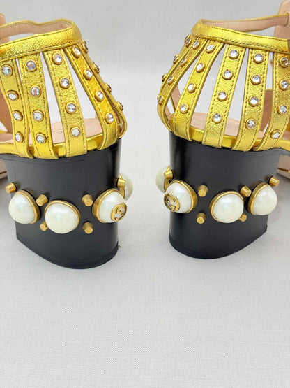 GUCCI Kendell Gold Size EU 38 Heeled Sandals