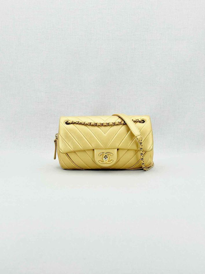 CHANEL Easy Flap Gold Chevron Shoulder Bag