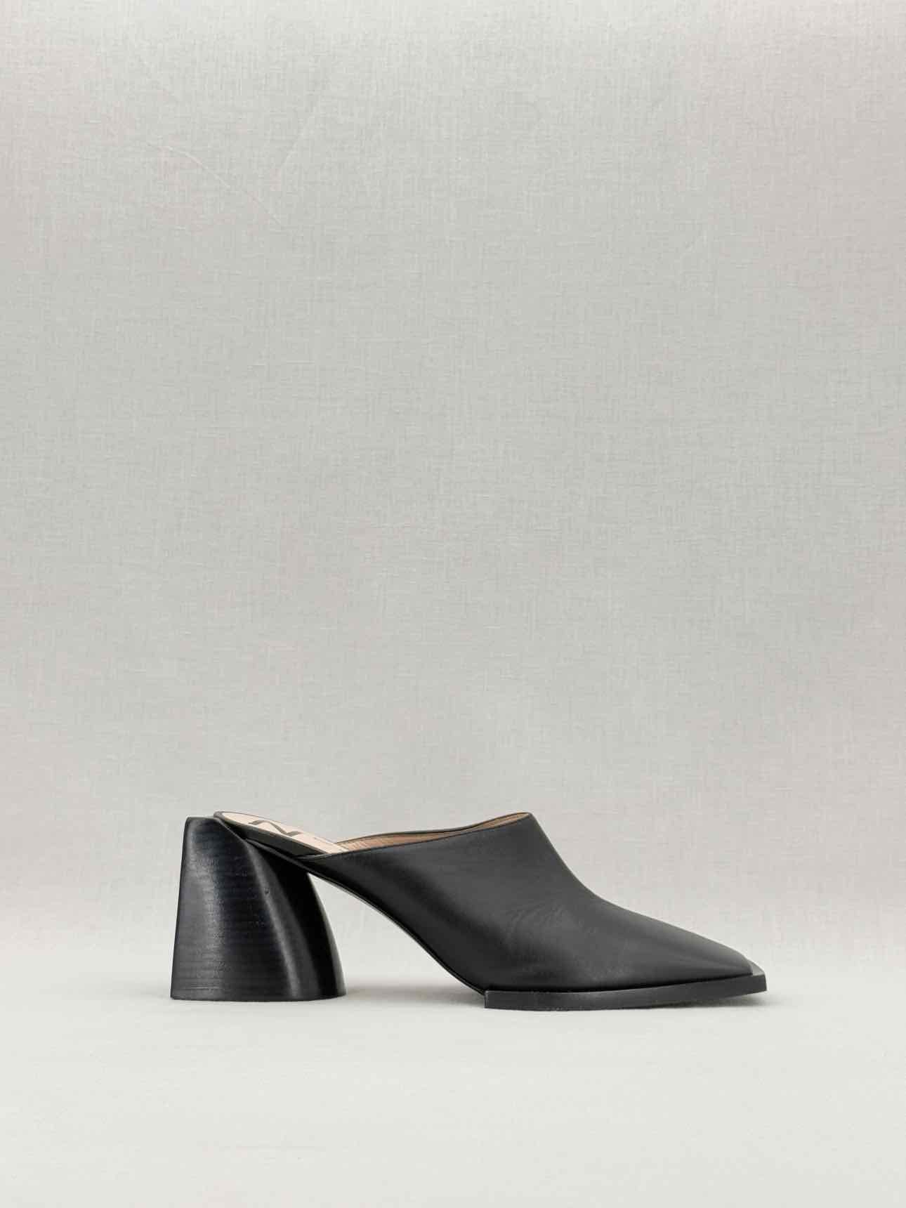 NO21 Black Size EU 41 Mules