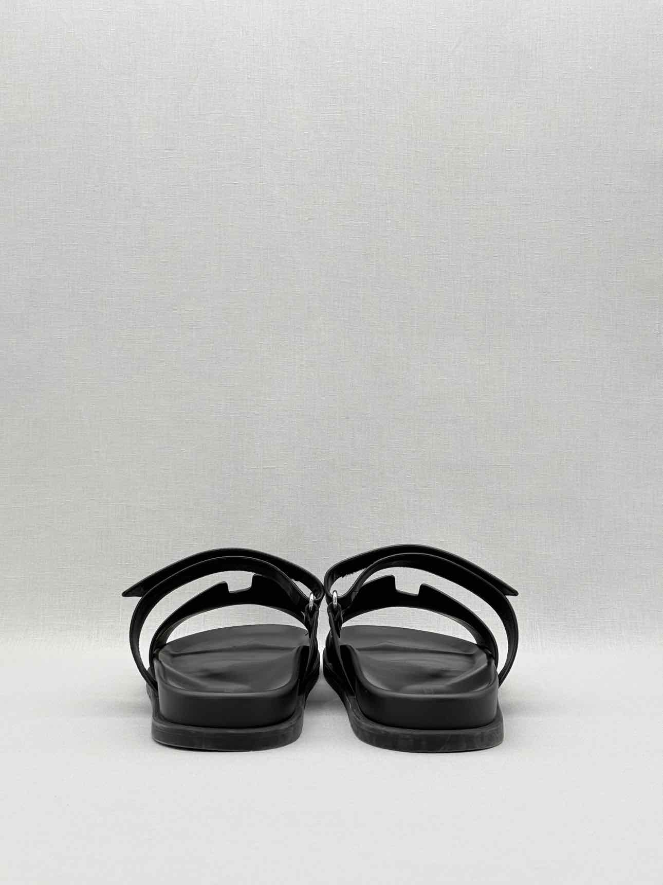 HERMES Chypre Black Size EU 45 Sandals