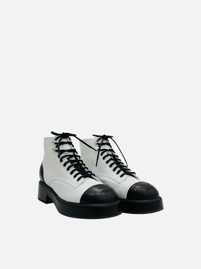 CHANEL Combat White w/ Black Size EU 39.5 Ankle Boots