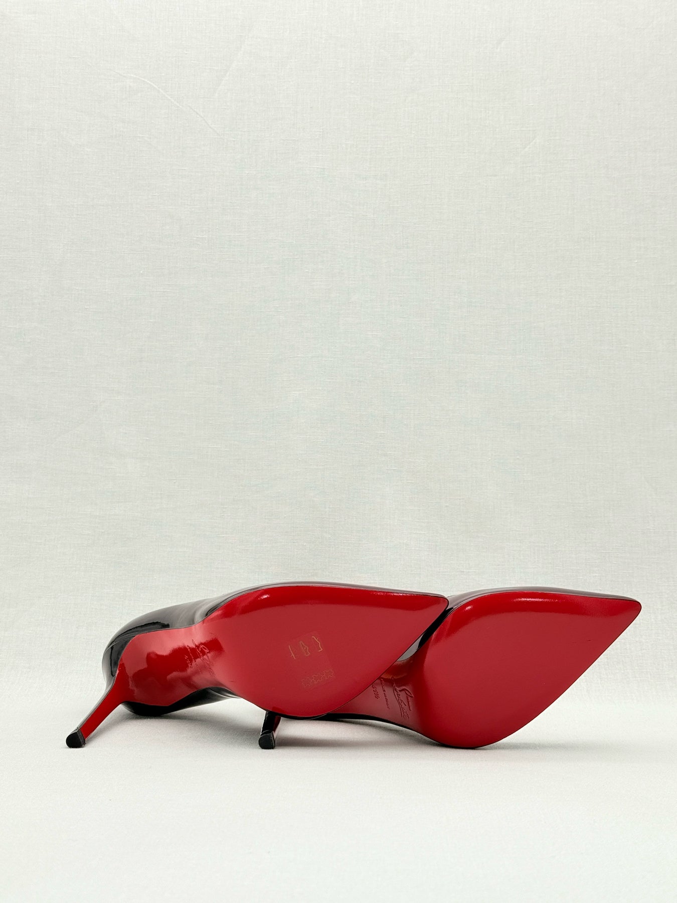 CHRISTIAN LOUBOUTIN Pigalle Black Size EU 41.5 Pumps