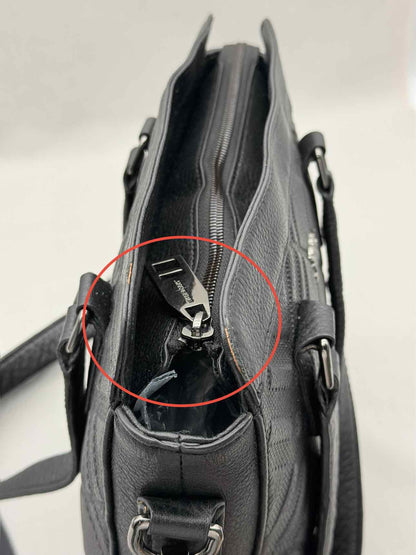 BURBERRY Black Quilted Messenger