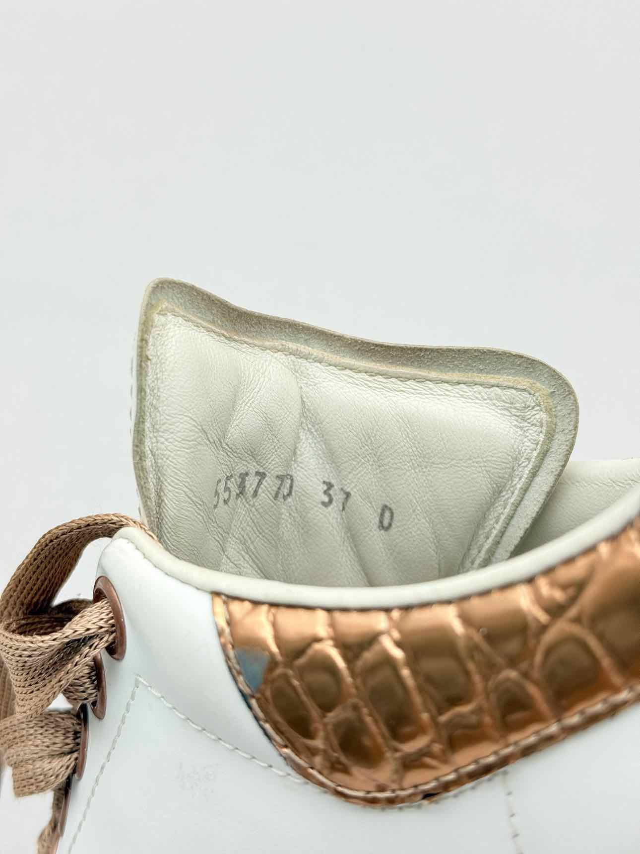 ALEXANDER MCQUEEN White & Bronze Size EU 37 Sneakers