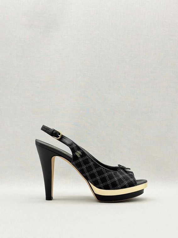 CHANEL Black Checkered Size EU 39 Slingbacks