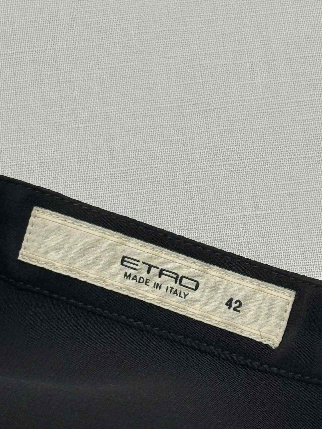 ETRO Beige w/ Black Pleated Size US 6 Blouse