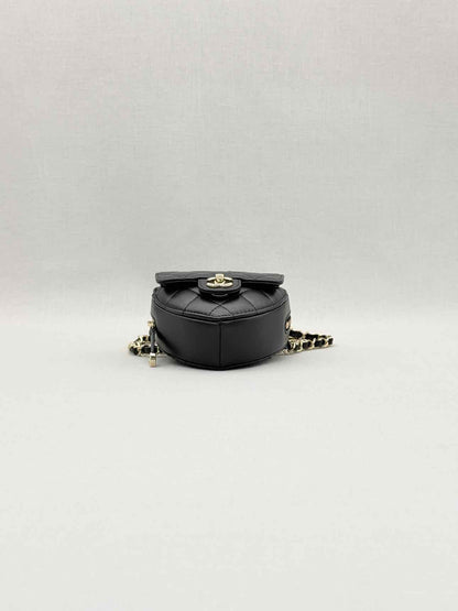 CHANEL CC in Love Heart Black Quilted Belt Bag