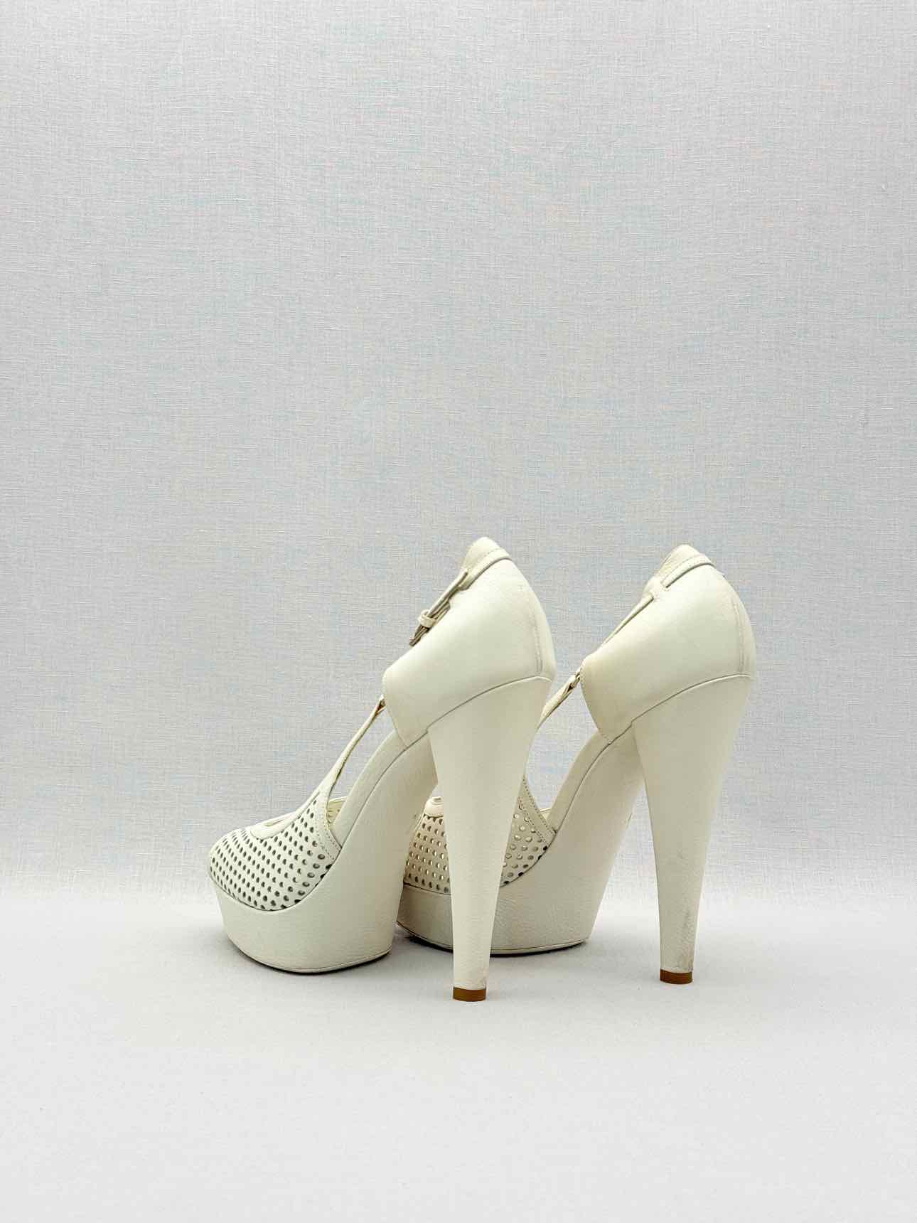 YSL Off-white Perforated Size EU 39.5 Pumps
