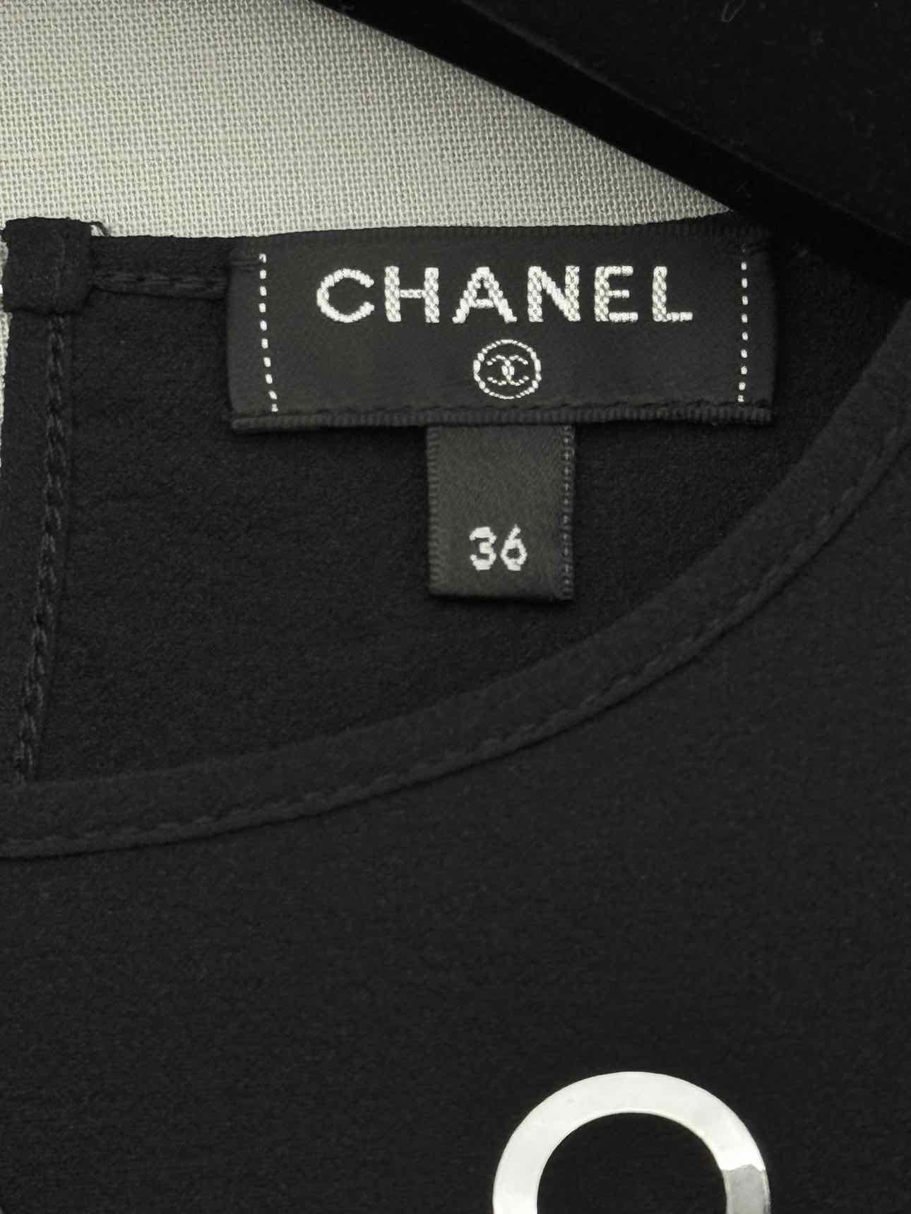 CHANEL Black Size US 4 T-shirt