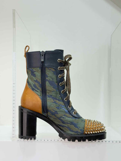 CHRISTIAN LOUBOUTIN Khaki & Tan Size EU 40 Ankle Boots
