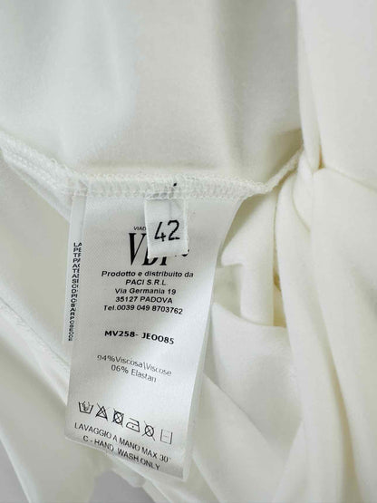 VDP Relaxed Fit White Size US 6 Top & Pants Outfit