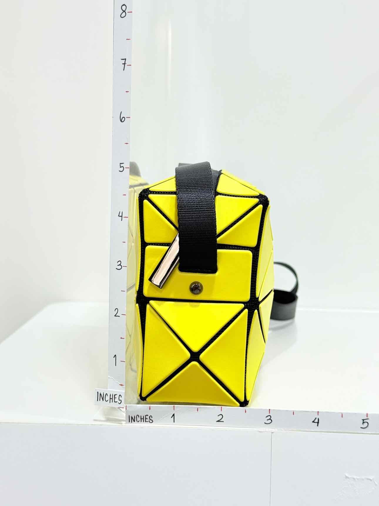 BAO BAO Carton Yellow & Black Geometric Crossbody