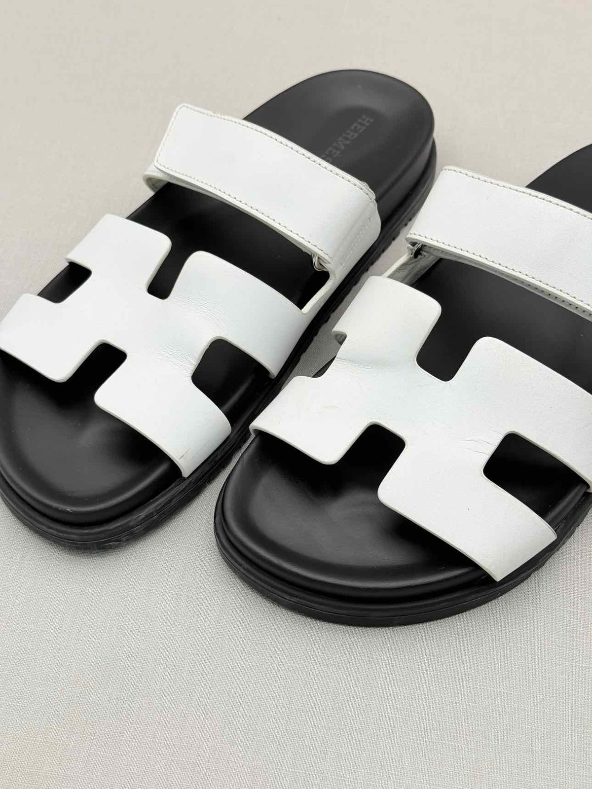 HERMES Chypre White Size EU 38.5 Sandals