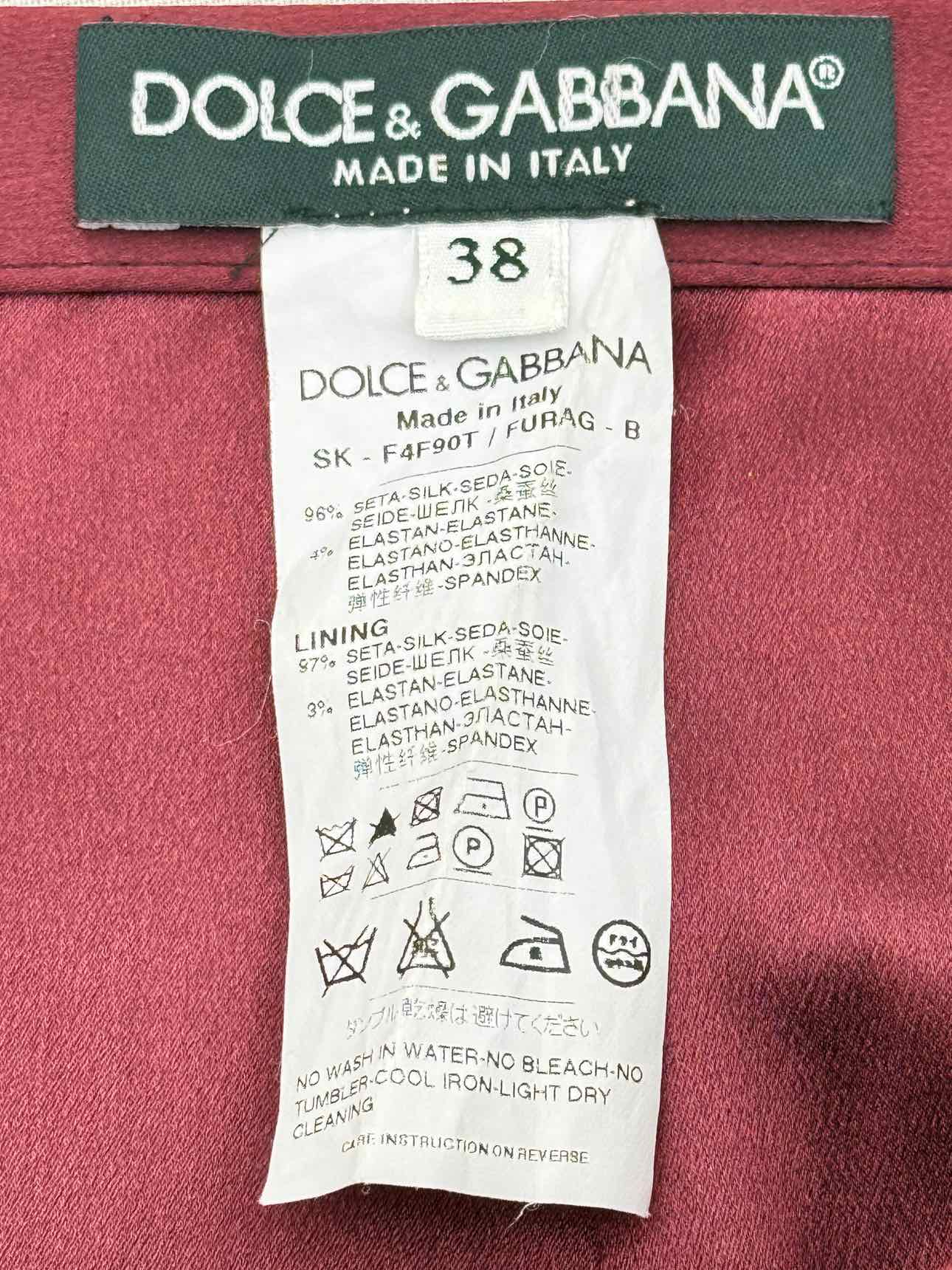 DOLCE & GABBANA Burgundy Size US 2 Knee Length Skirt