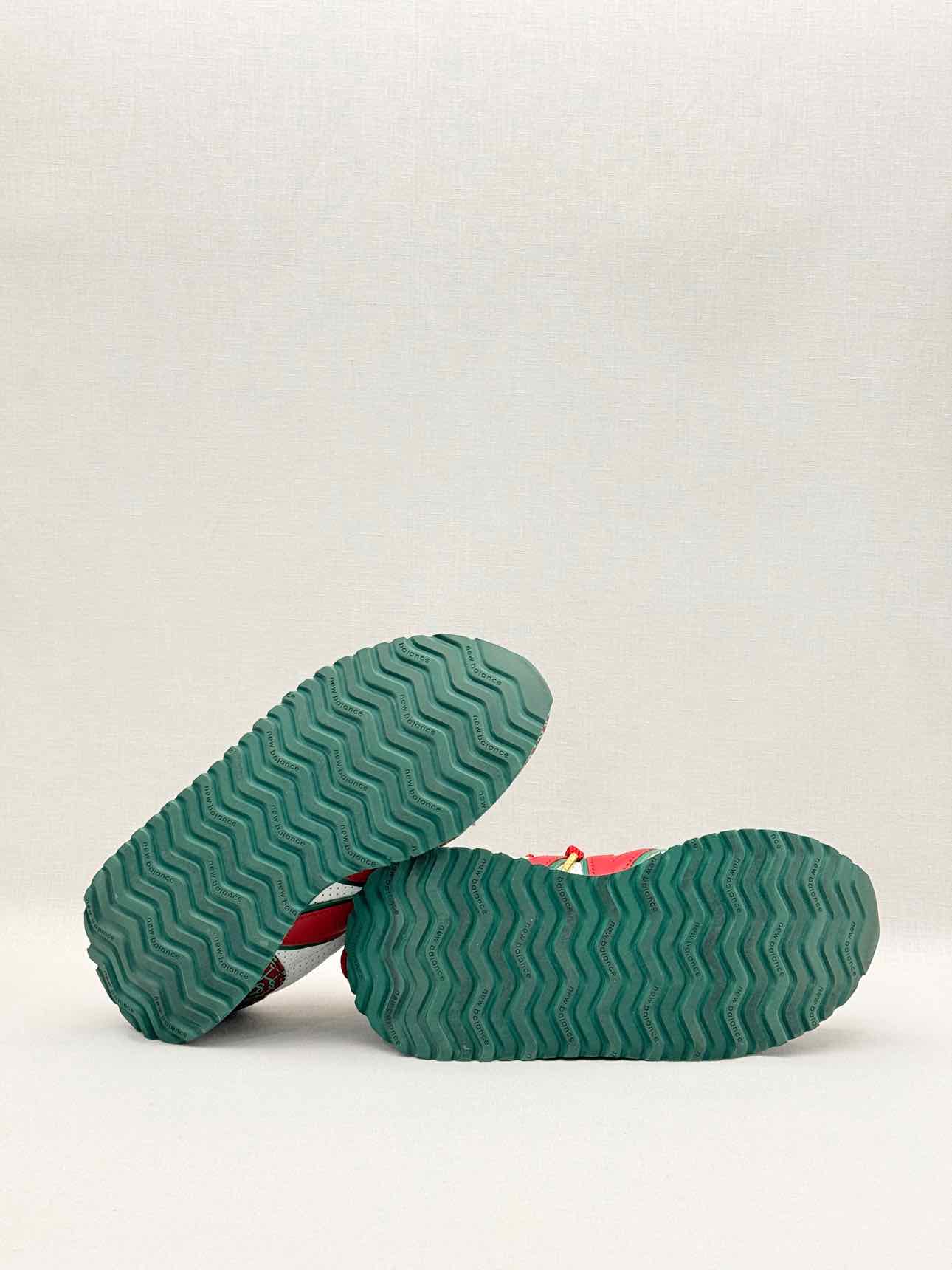 NEW BALANCE 237 White, Red & Green Size EU 38 Sneakers