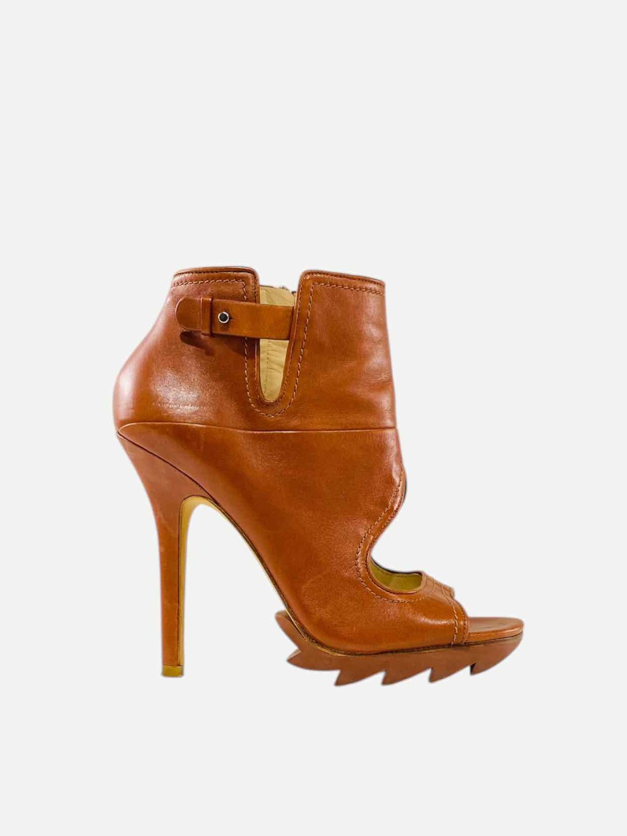 CAMILLA SKOVGAARD Brown Size EU 40 Booties