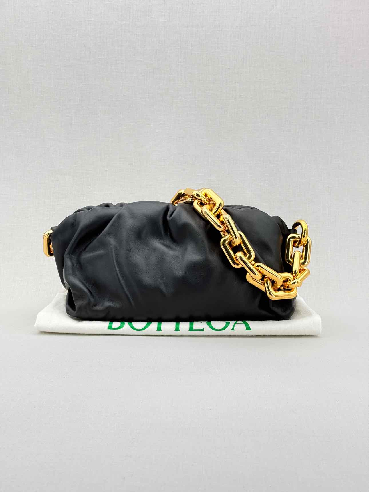 BOTTEGA VENETA The Chain Pouch Black Shoulder Bag