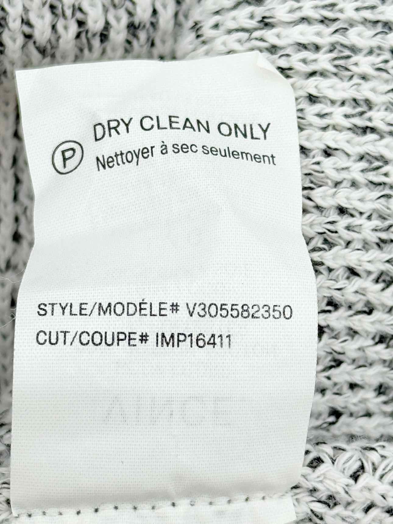 VINCE Black & White Size Large Sweatshirt