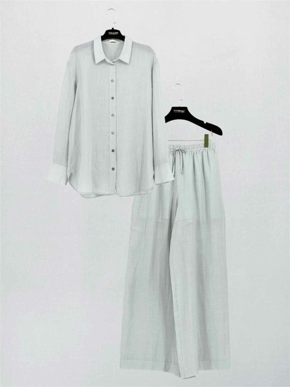 12 STOREEZ Mykonos Pale Blue Size Small Outfit Set