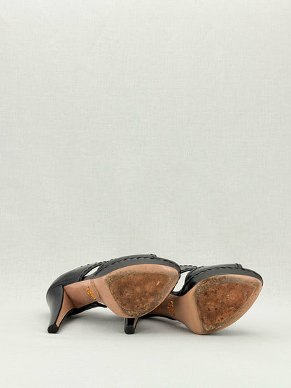 PRADA Black Size EU 38.5 Pumps