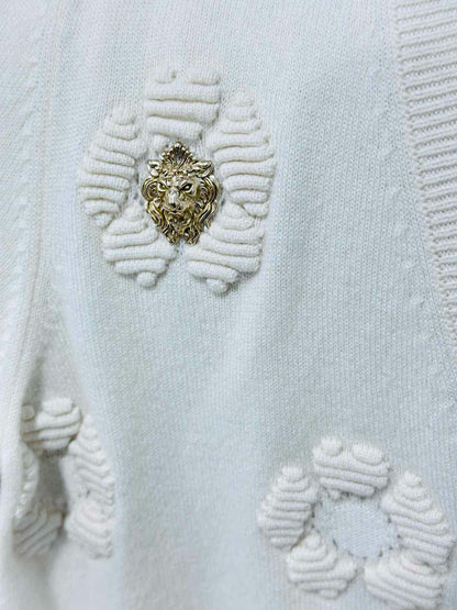 CHANEL Lion Embellieshed Cream Size US 6 Jumper