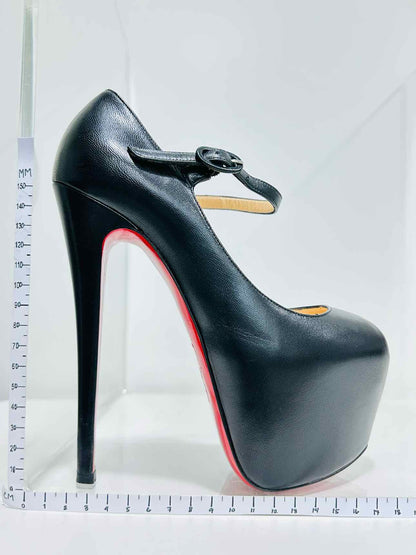 CHRISTIAN LOUBOUTIN Black Size EU 37 Pumps