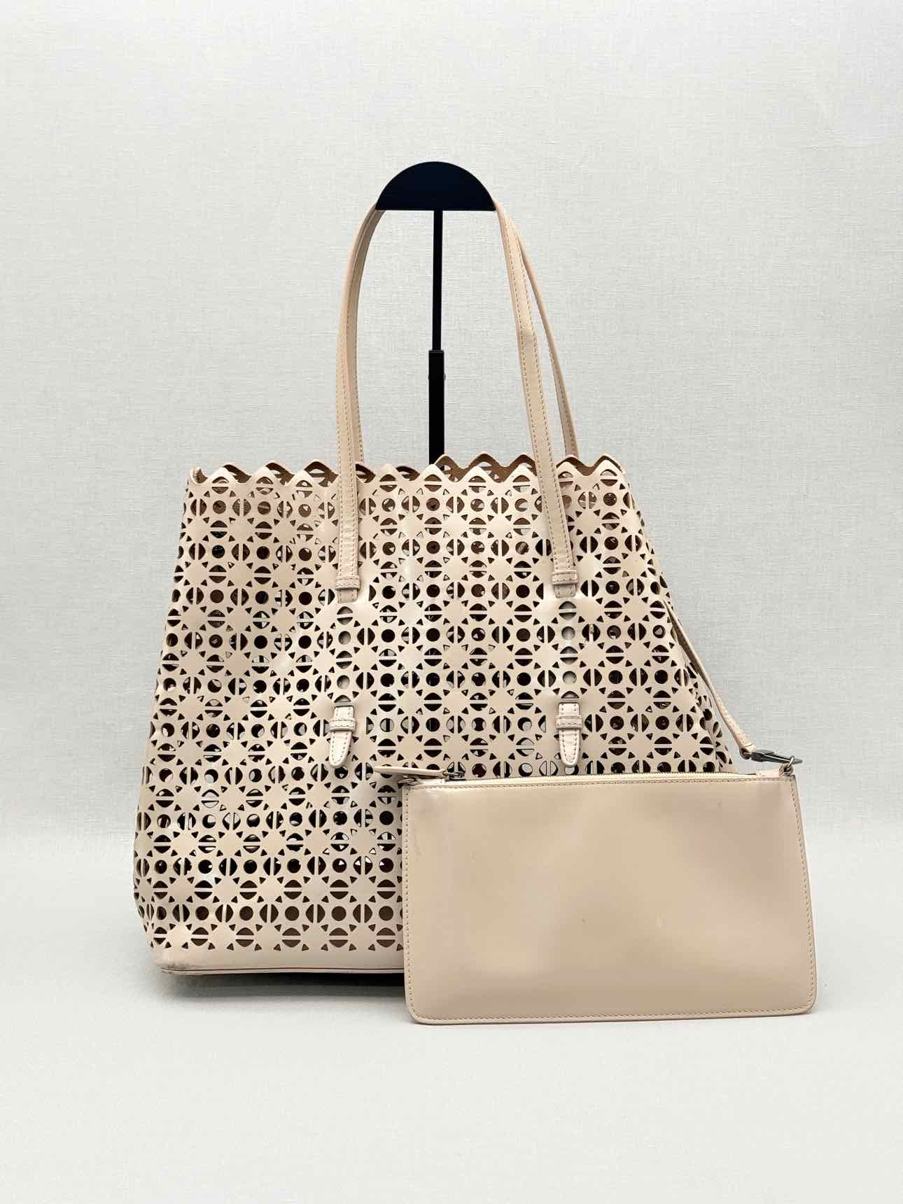 ALAIA Mina 25 Beige Tote Bag