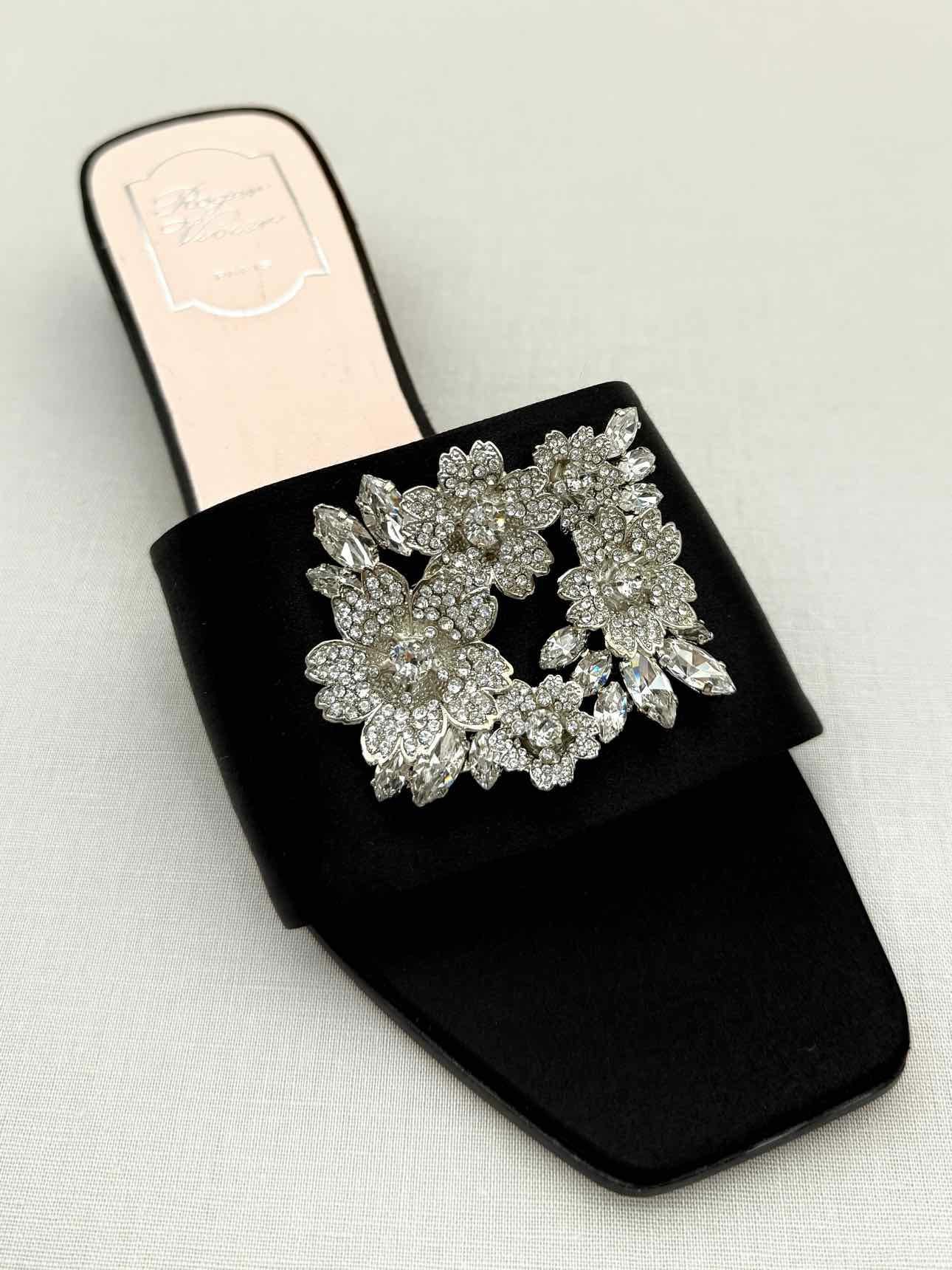 ROGER VIVIER Black Size EU 39 Mules