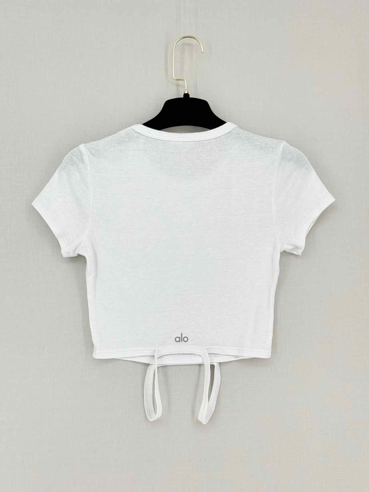 ALO Yoga White Size XSmall T-shirt