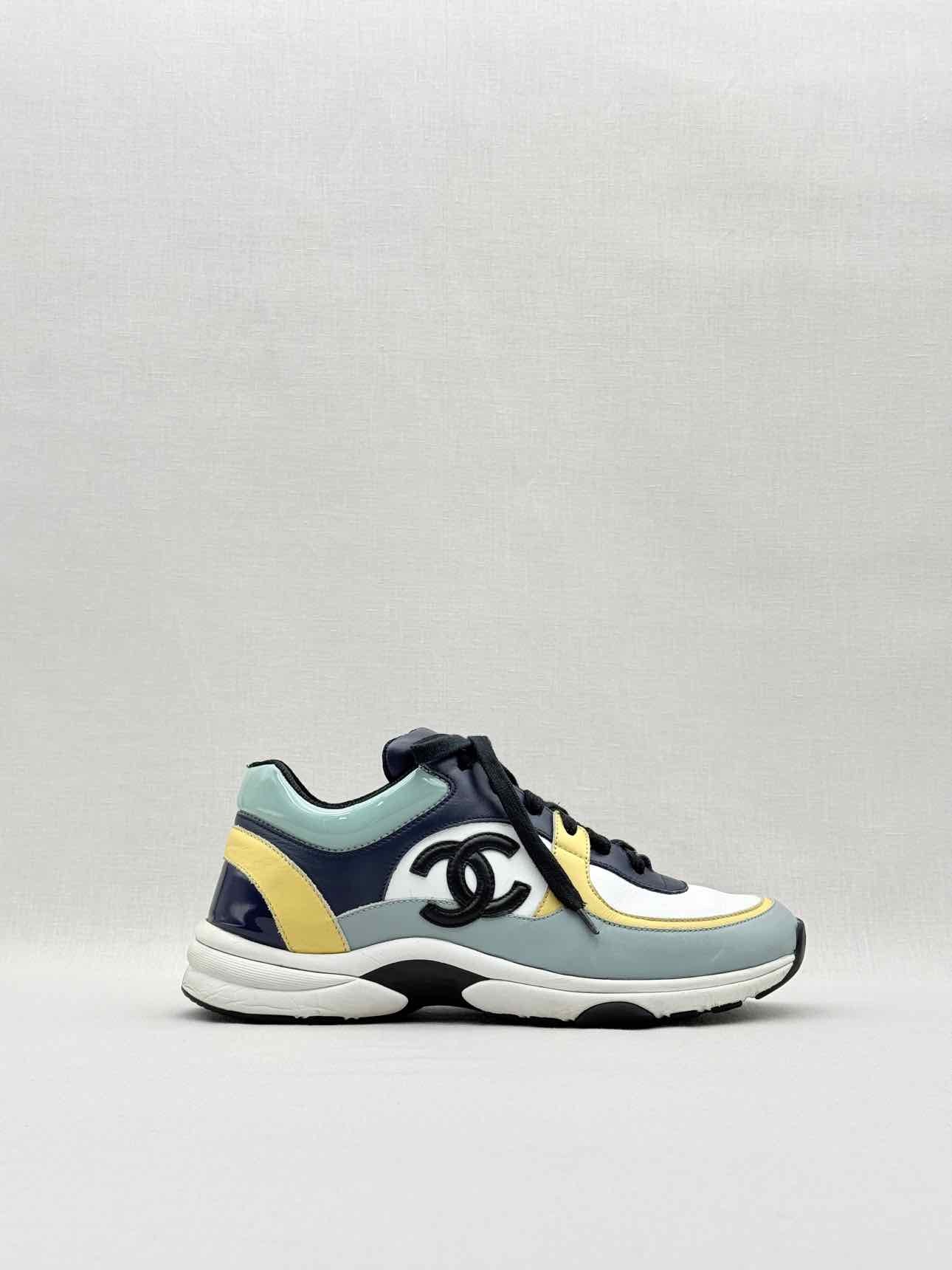 CHANEL White Multicolor Size EU 38.5 Sneakers