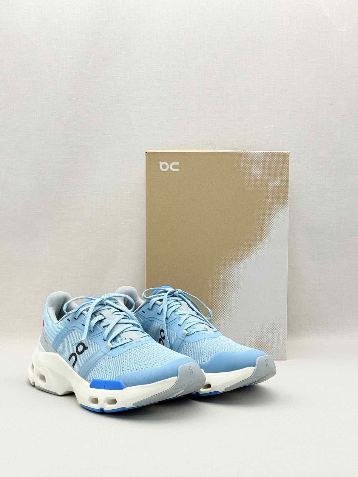 ON Cloudpulse Blue Size EU 40 Sneakers