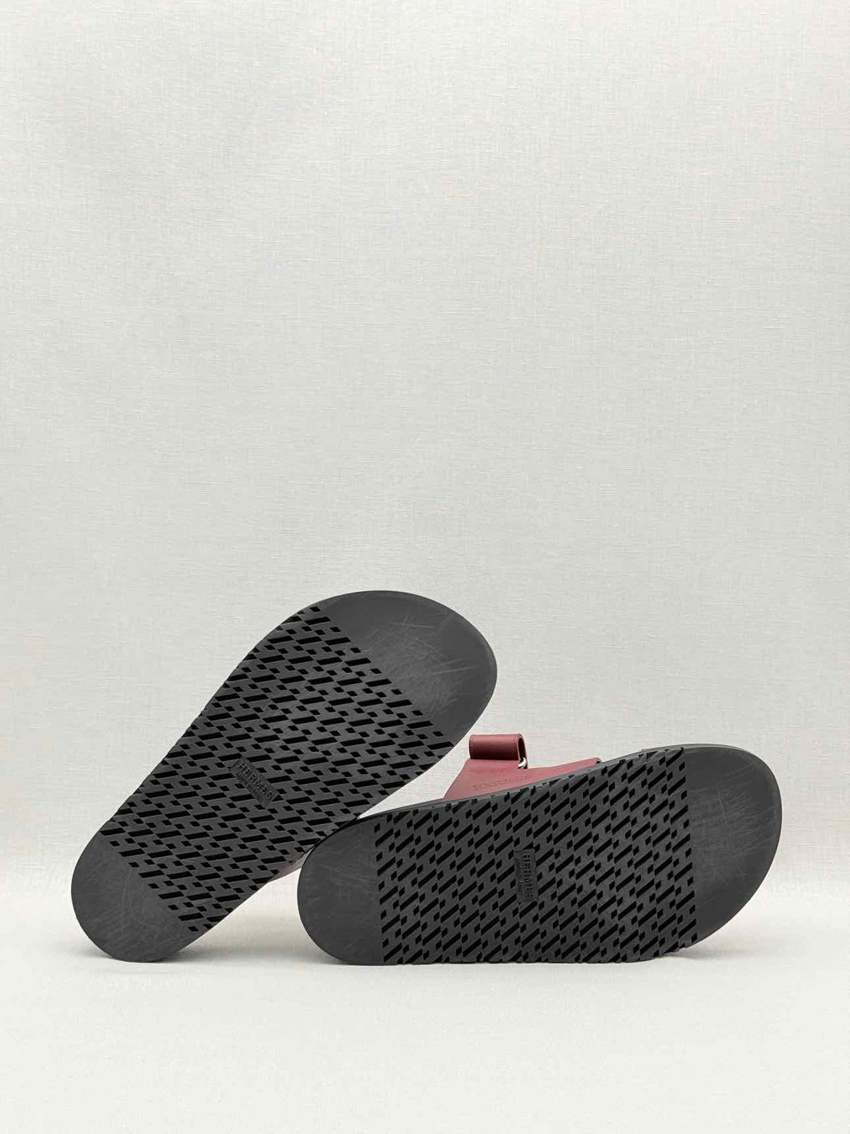HERMES Chypre Rouge H Size EU 38.5 Sandals